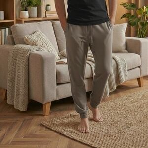 Lolë Men's Lightweight Lounge Joggers NWOT